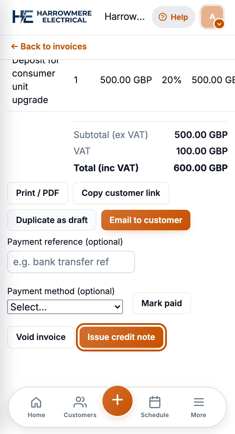 Invoice with Issue credit note on a phone